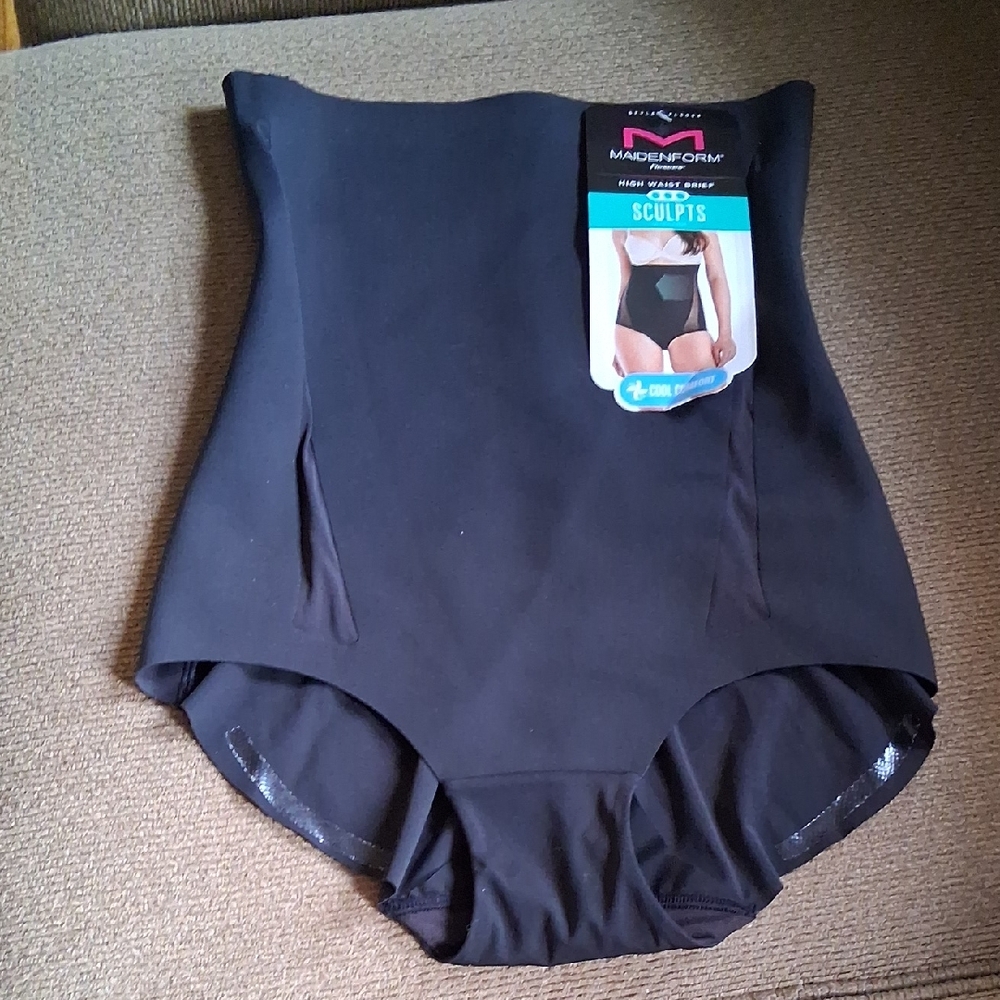 Maidenform Black Sculpting Shapewear